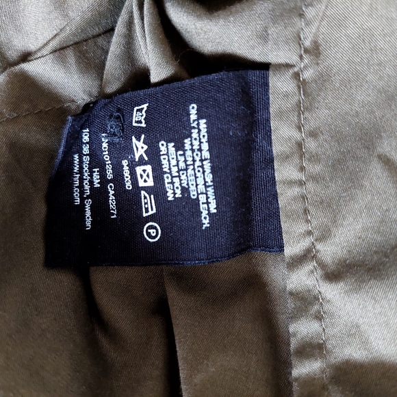 H&M Olive Green Button Down Stretchy Shirt (Size 14) - Picture 6 of 6